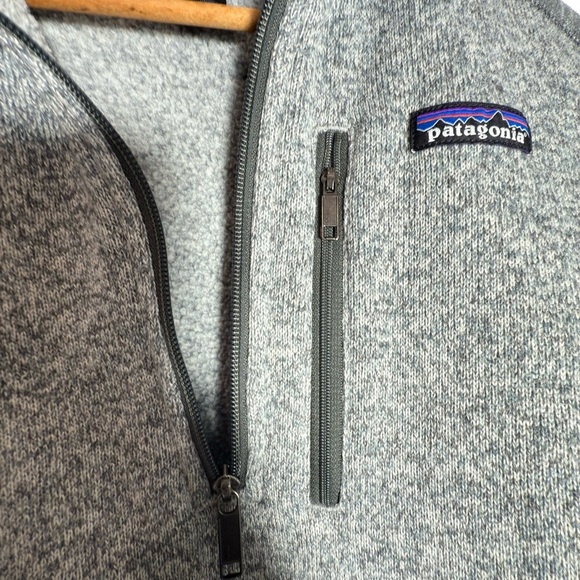 Patagonia Two-Tone Gray Fleece Pullover - Picture 4 of 6